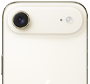 Parte de trás do iPhone Air dourado-claro, mostrando o sistema de câmera Fusion principal no platô na parte superior